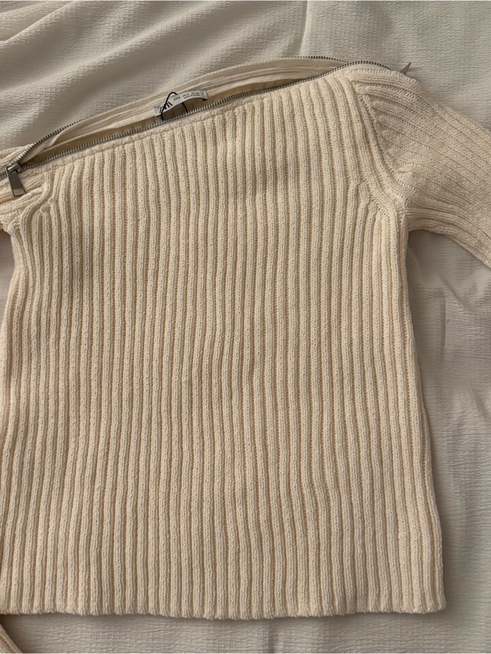 Zara two piece set - Picture 3 of 3